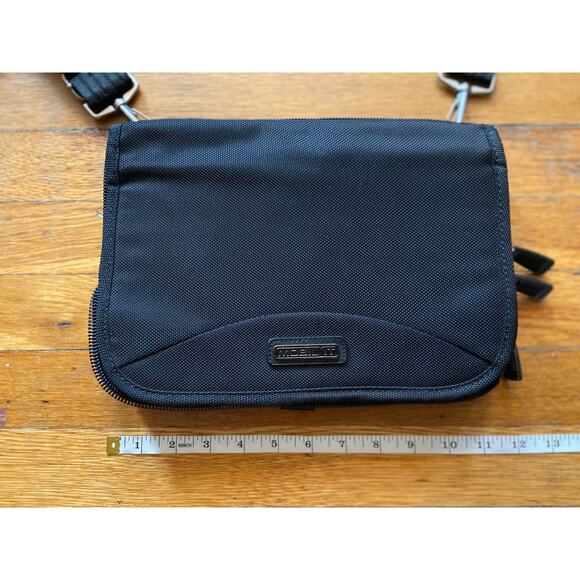 MOBIL IT Slim Black Expandable Tech Crossbody Bag sz OS - Picture 10 of 14